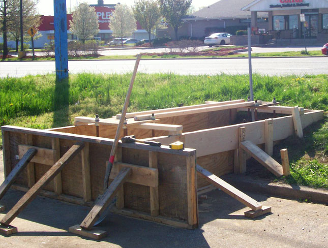 H&M Signs - Excavation