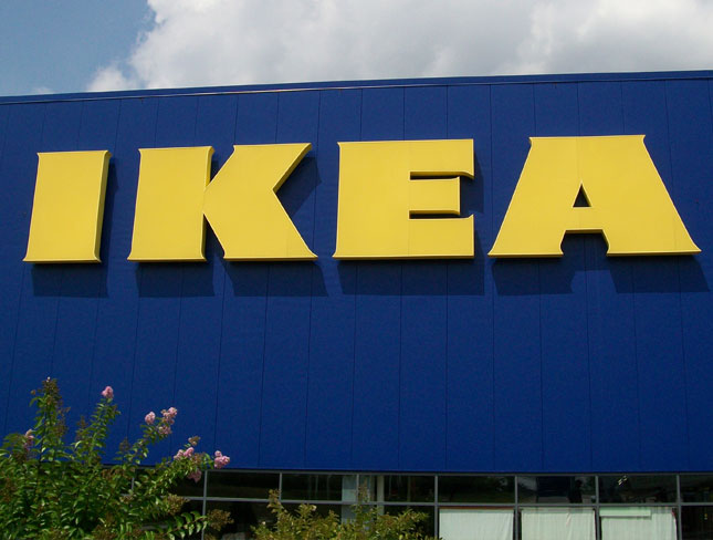 H&M Signs - Installation