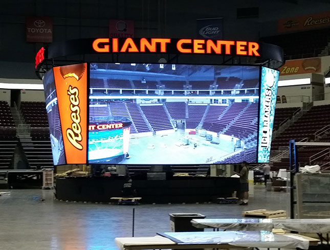 H&M Signs - Led Displays