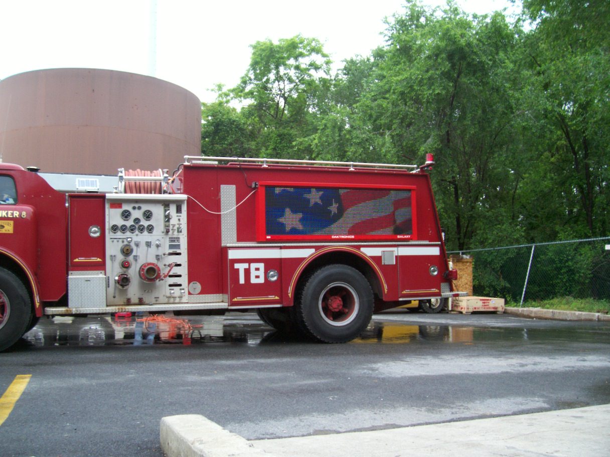 H&M Signs - Led Displays