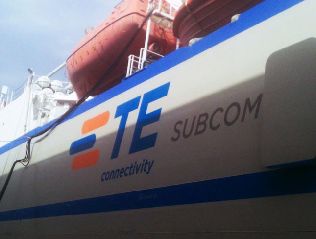 H&M Signs - Photo Gallery