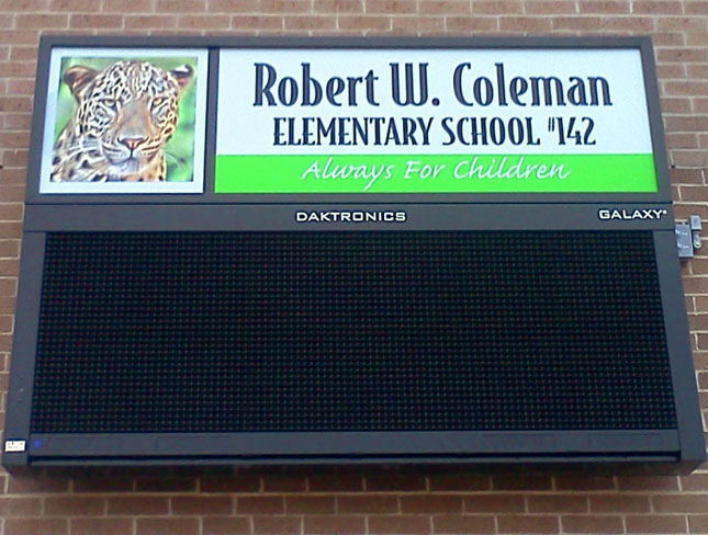 H&M Signs - Photo Gallery