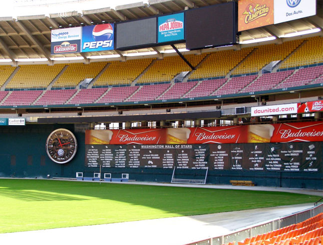 H&M Signs - Photo Gallery