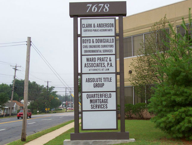 H&M Signs - Photo Gallery