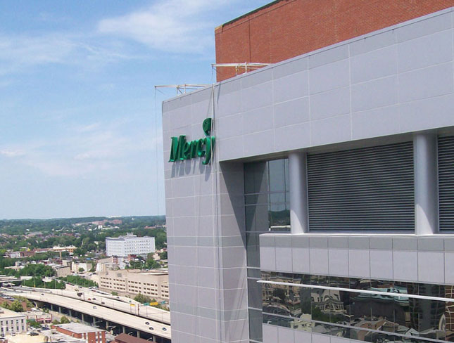 H&M Signs - Photo Gallery